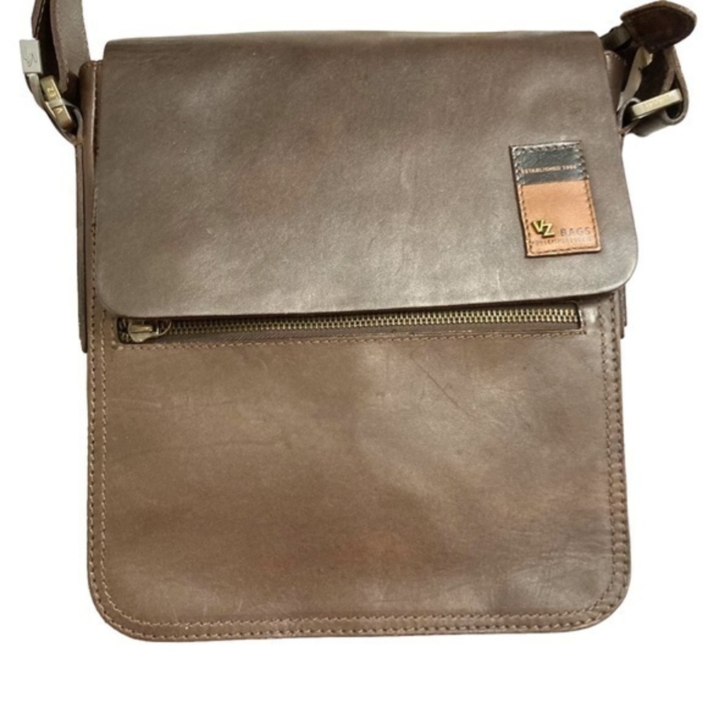 Valez VZ brown leather messenger bag Nwt